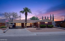 10025 DEBBIE Drive, El Paso, TX 79925