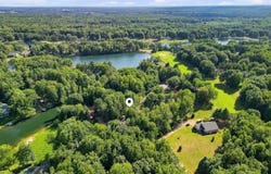 6805 Mayfair Drive, Canadian Lakes, MI 49346