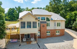 505 E Tri Lakes Dr, Horseshoe Bend, AR 72512