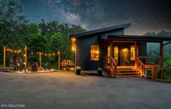 1514 Mountain Drive, Sevierville, TN 37876
