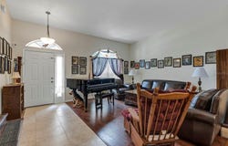 406 STERLING LAKE DR, OCOEE, FL 34761