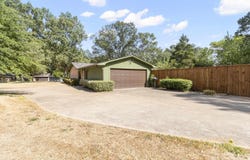3111 Clinton St, Longview, TX 75604