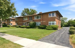 1421 Balmoral Avenue, Westchester, IL 60154