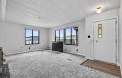 8401 Old Stage Road, Central Point, OR 97502