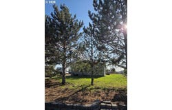 225 NE MARSHALL Loop, Boardman, OR 97818