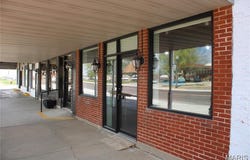 109 S Center St, Shelbina, MO 63468
