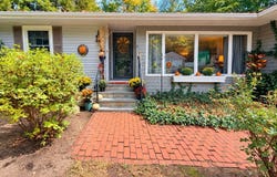 5 Glendale Road, North Hampton, NH 03862