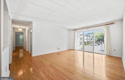27 JUNIPER Way, HAMILTON, NJ 08619