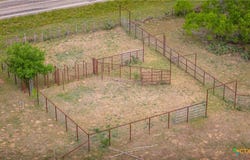 FM 77, Nixon, TX 78140