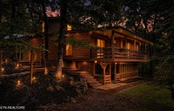 680 Old Furnace Rd, Tellico Plains, TN 37385