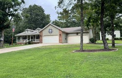 49 Old Spring Road, Tumbling Shoals, AR 72581
