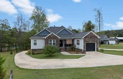 103 BULL BRANCH Dr, Double Springs, AL 35553