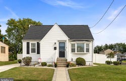 39 WORTHINGTON Avenue, BELLMAWR, NJ 08031