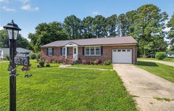 10372 Brickhouse Drive, Exmore, VA 23350