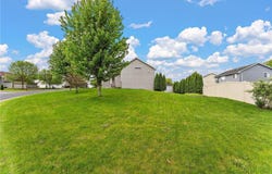 12012 Mayview Cove, Lindstrom, MN 55045