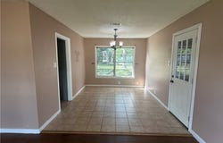 1801 E Walnut Avenue, Victoria, TX 77901