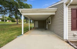 1001 Old Chestnut Way, Cramerton, NC 28032