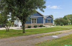 20791 Ruff Road, Gretna, NE 68028