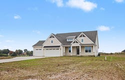 8524 Bosque Drive SE, Caledonia, MI 49316