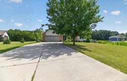13144 Grant Circle, Vienna Twp, MI 48420
