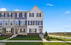 24 WILSON Mews, RANSON, WV 25438