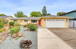 732 Sandra Lane, Central Point, OR 97502