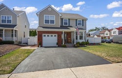 2 Devonshire Drive, Hazlet, NJ 07730