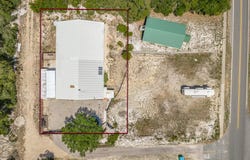 202 NE 7th St, Carrabelle, FL 32322