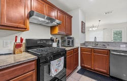 18512 Great Falls Dr, Manor, TX 78653