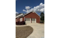 768 Celia Drive SE, Hartselle, AL 35640