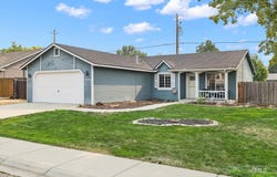 998 N Quartzite, Kuna, ID 83634