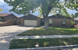 9926 S LANNAE Dr, Sandy, UT 84094