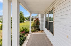 96 Pine Street, Ray City, GA 31645