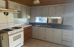 10 W Main St, Mount Dora, FL 32757
