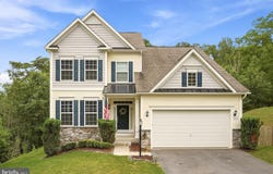 210 WOODS Drive, CROSS JUNCTION, VA 22625