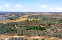 1310 Perry Lane, Thorndale, TX 76577