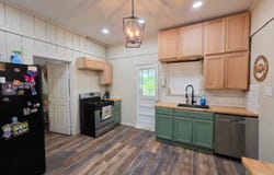 700 S Adams St, Charleston, AR 72933