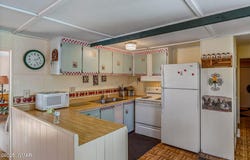 2888 Dale Road, Overgaard, AZ 85933