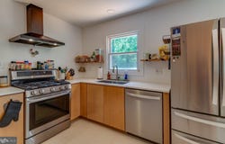 12081 LAPLATA Road, WALDORF, MD 20602