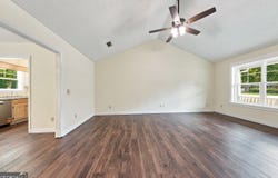 703 E Bay Avenue, Kingsland, GA 31548