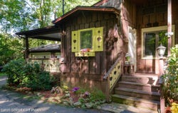 1914 Donalds Road, Effort, PA 18330