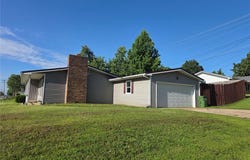 1605 McCutchen Road, Rolla, MO 65401