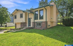 2401 NW 50 Street, Lincoln, NE 68524