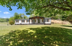152 Pioneer Ridge, Sparta, NC 28675