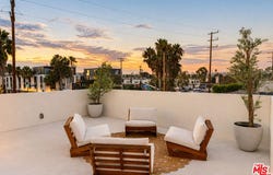 1706 Abbot Kinney Blvd, Venice, CA 90291