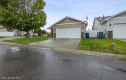 1301 N Brookhaven Ln, Post Falls, ID 83854