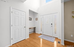 923 Saint Nicholas Drive, O'Fallon, IL 62269