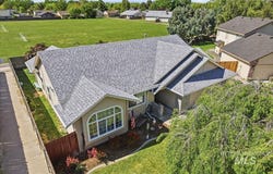 1061 E Hunter Dr, Meridian, ID 83646