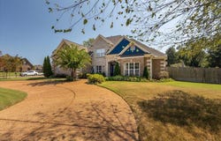 10 SUNDANCE Cv, Somerville, TN 38068