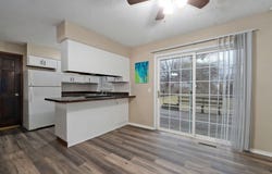 2516 W Blackburn Drive, Springfield, MO 65807